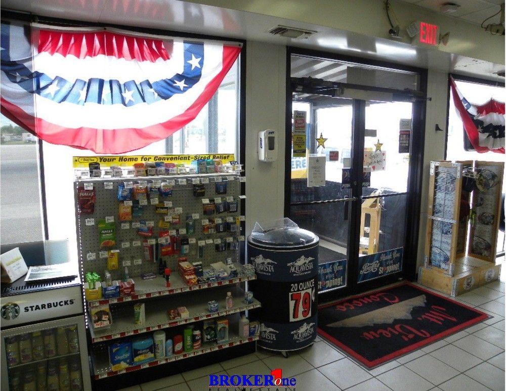 5076 W Yellowstone Hwy, Casper, WY 82604